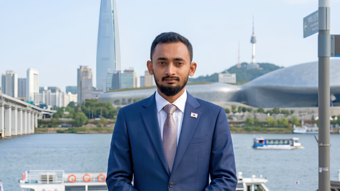 নেত্রকোণা বিশ্ববিদ্যালয় থেকে স্কলারশিপ নিয়ে দক্ষিণ কোরিয়ায় সানোয়ার নেত্রকোণা বিশ্ববিদ্যালয় থেকে স্কলারশিপ নিয়ে দক্ষিণ কোরিয়ায় সানোয়ার